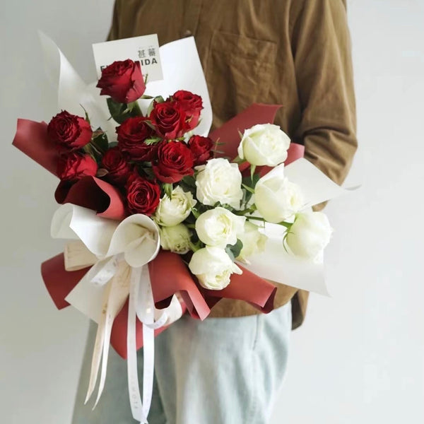 18-stems-half-white-half-red-roses